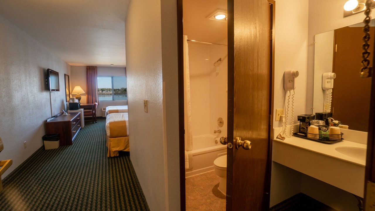 Photo of Bedroom in Tri-Cities