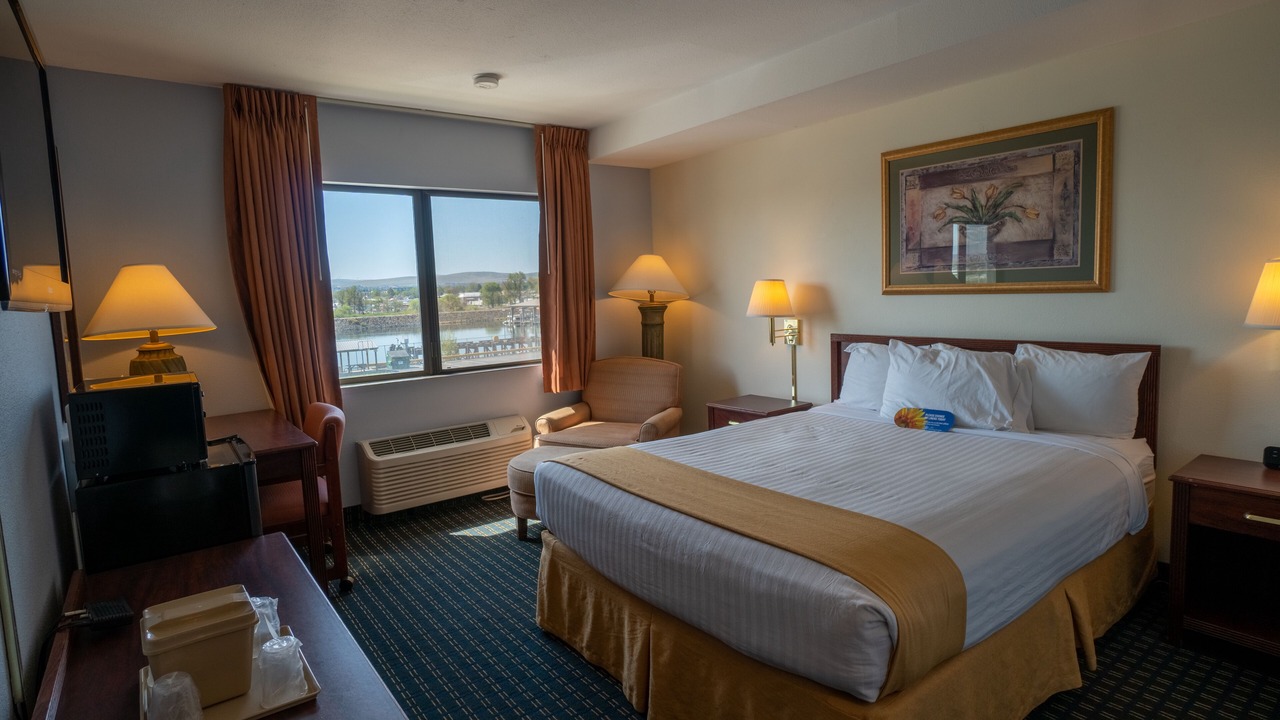 Photo of Bedroom in Tri-Cities