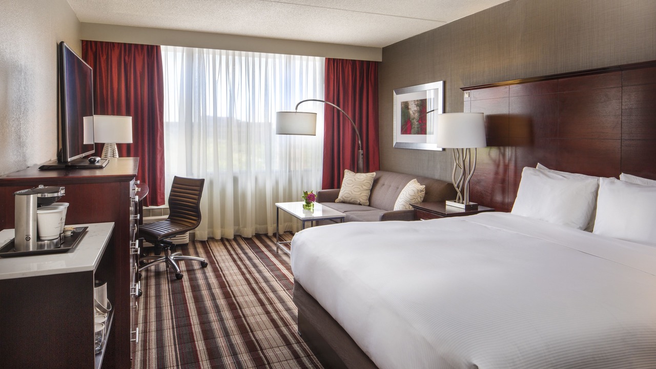 Photo of Bedroom in Lake Arbor