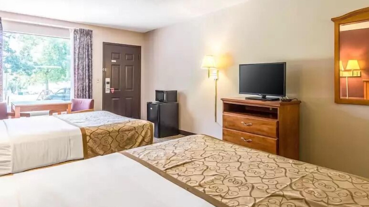 Photo of Bedroom in Mountain View