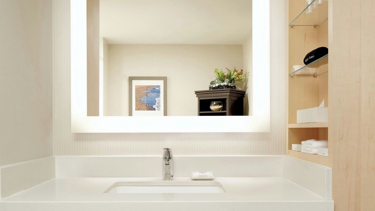 Photo of Bathroom in Queens Square