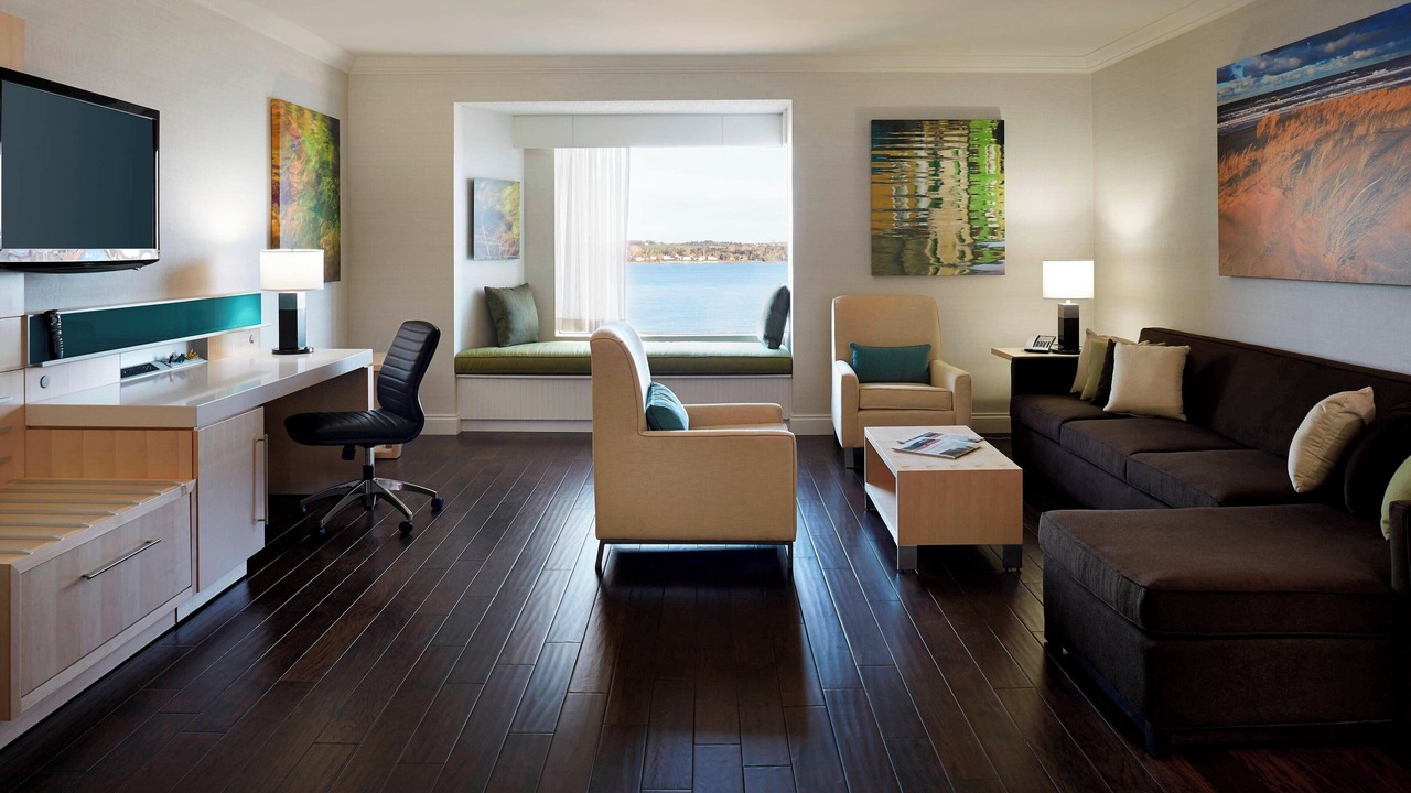 Photo of Bedroom in Queens Square