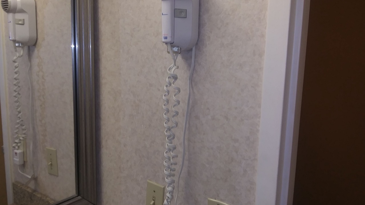 Photo of Bathroom in Lindbergh Lawns