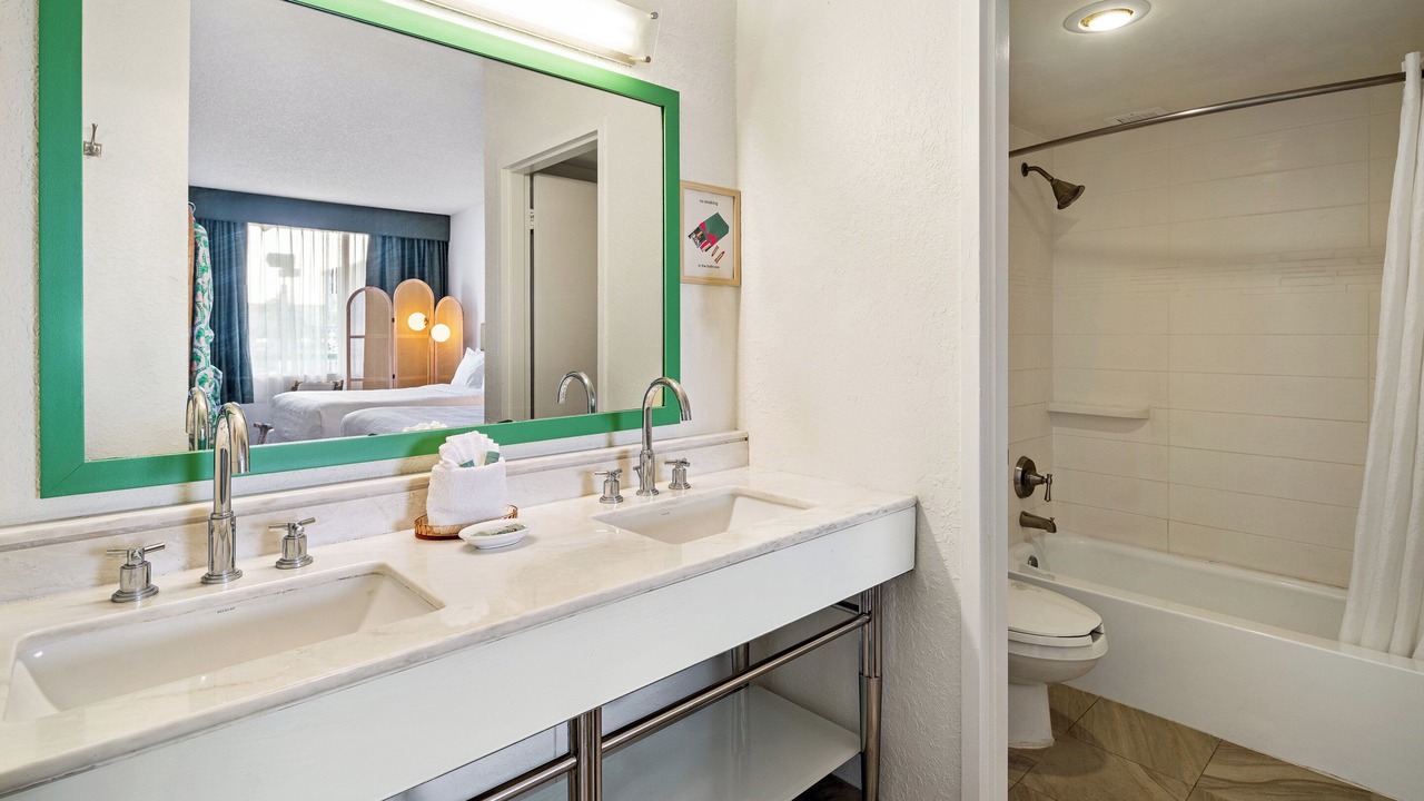Photo of Bathroom in North Bay Village