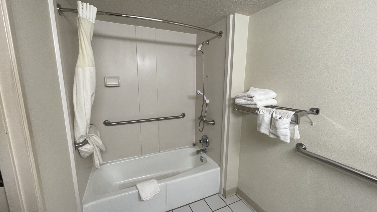 Photo of Bathroom in Fort Smith