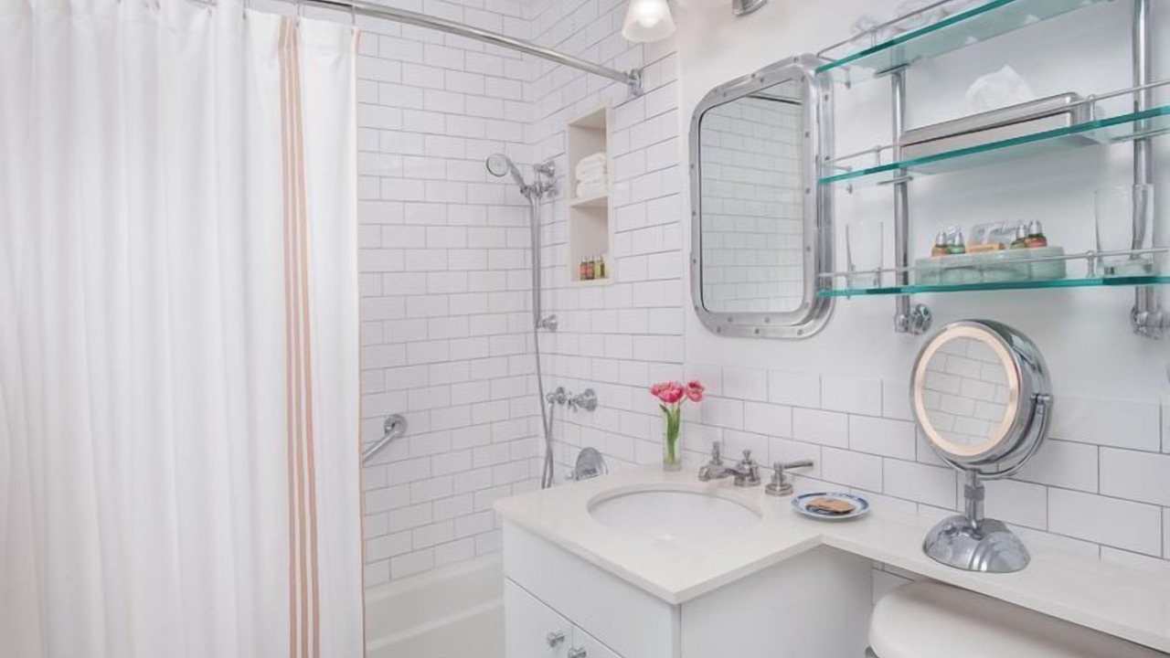 Photo of Others in Turtle Bay