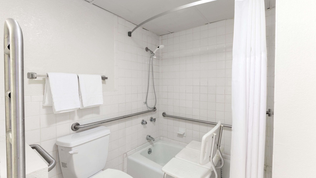 Photo of Bathroom in Central Oklahoma City