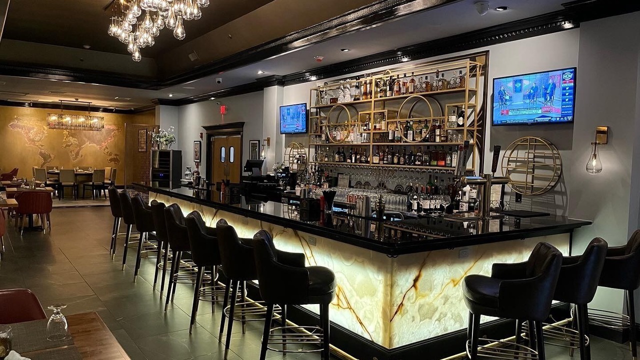 Photo of Others in Roslyn