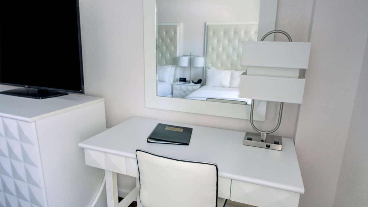 Photo of Bedroom in Roslyn