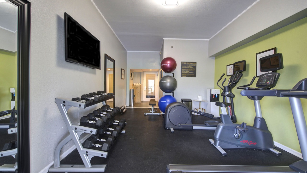 Photo of Others in Roslyn