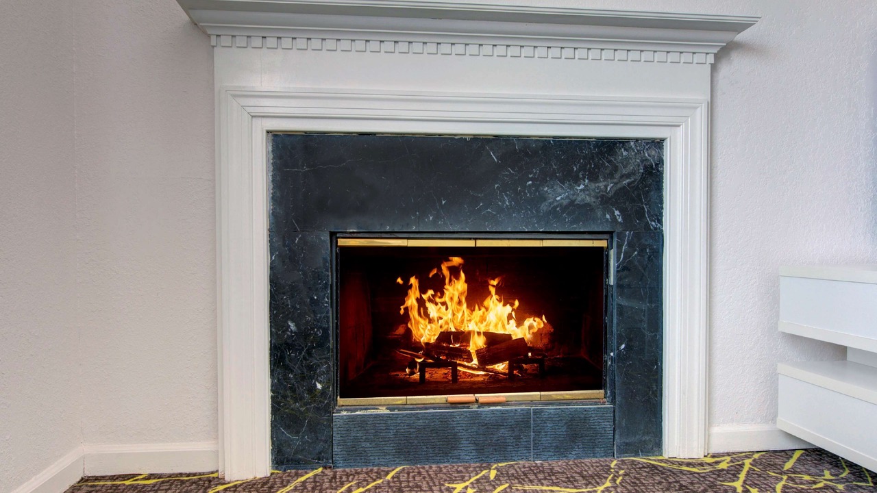 Photo of Bedroom in Roslyn