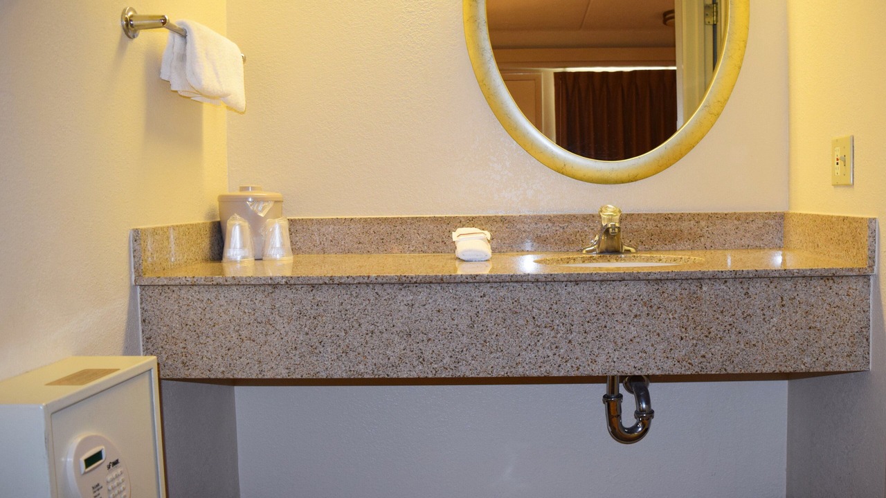 Photo of Others in Syracuse