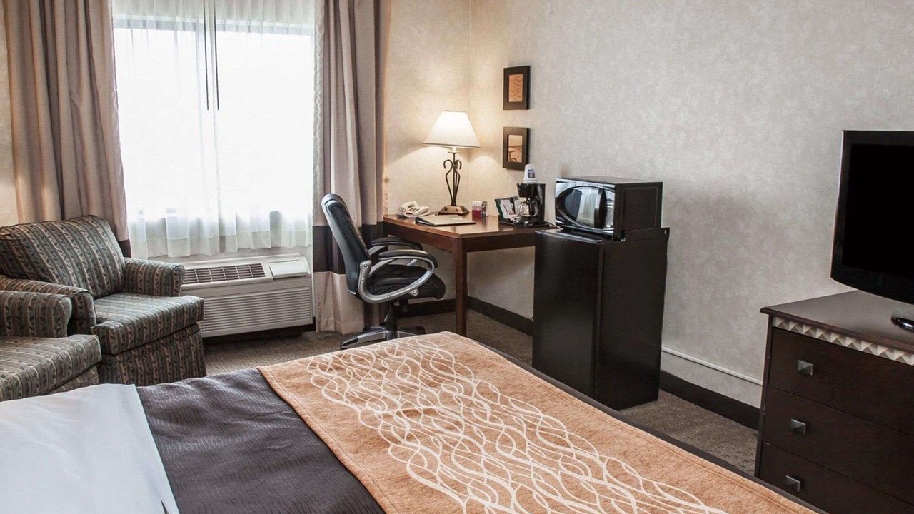 Photo of Livingroom in Seekonk
