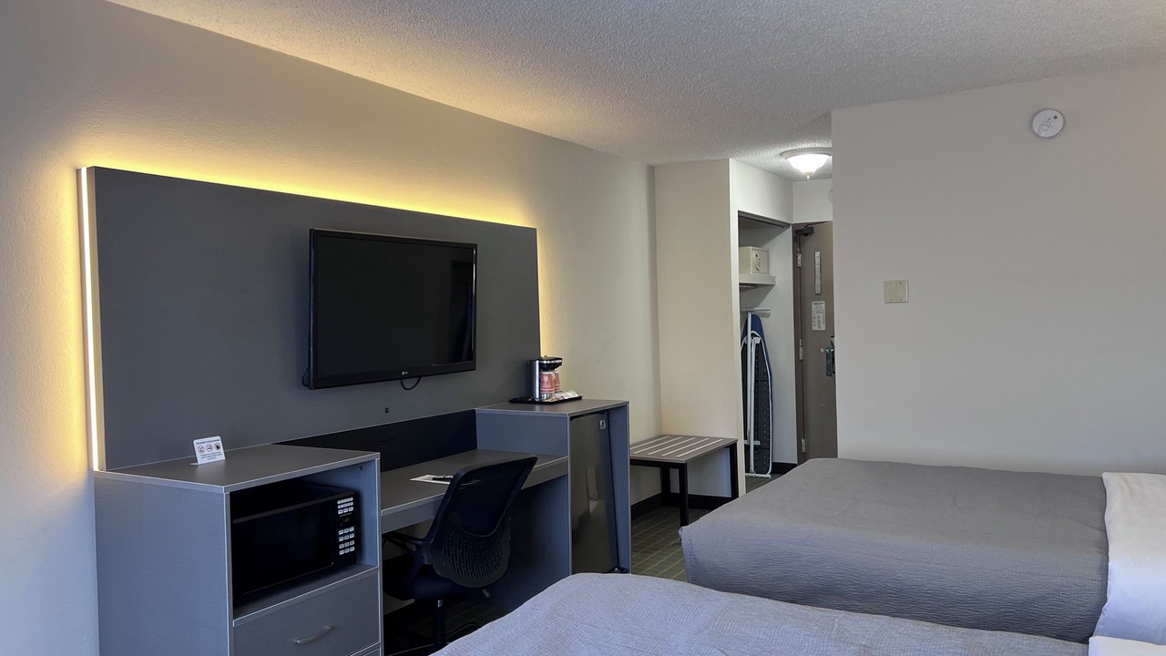 Photo of Bedroom in Seekonk
