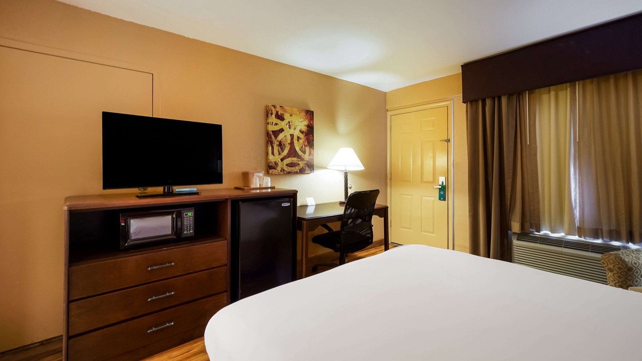 Photo of Bedroom in West Helena