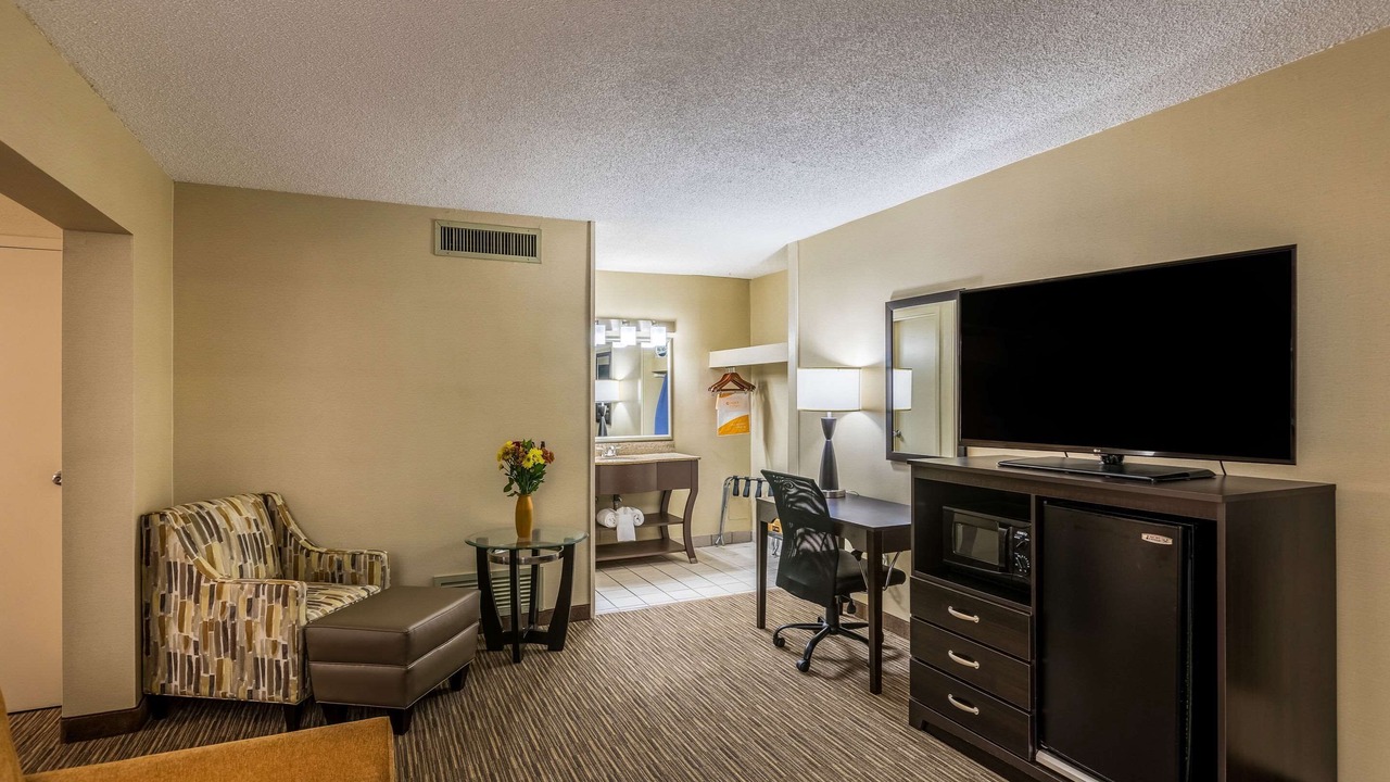 Photo of Bedroom in Lansing