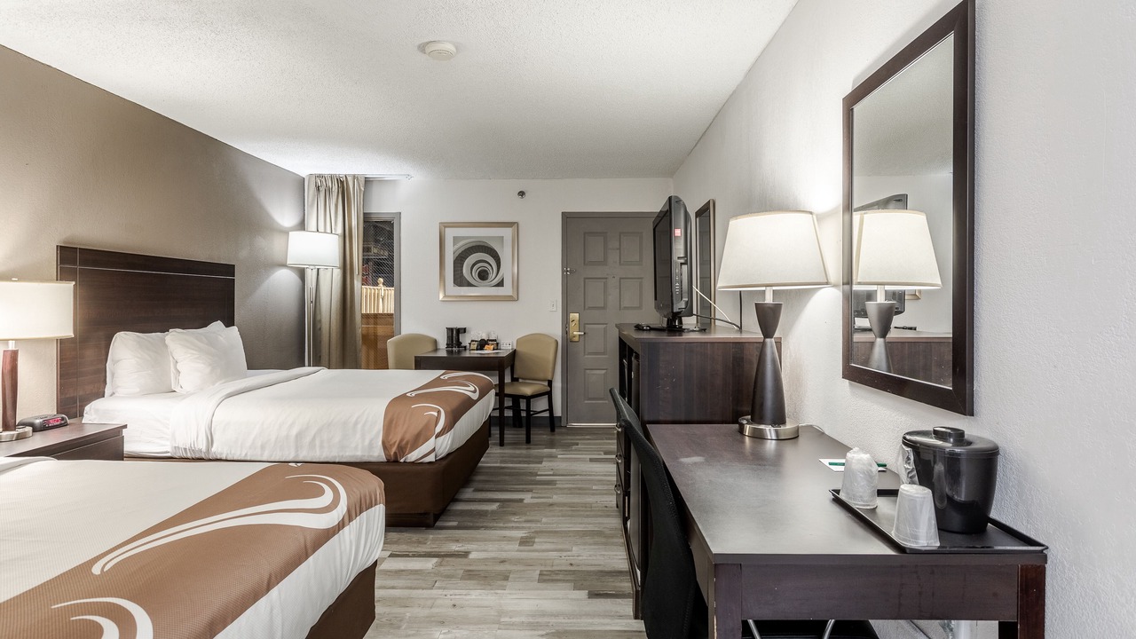 Photo of Bedroom in Lansing