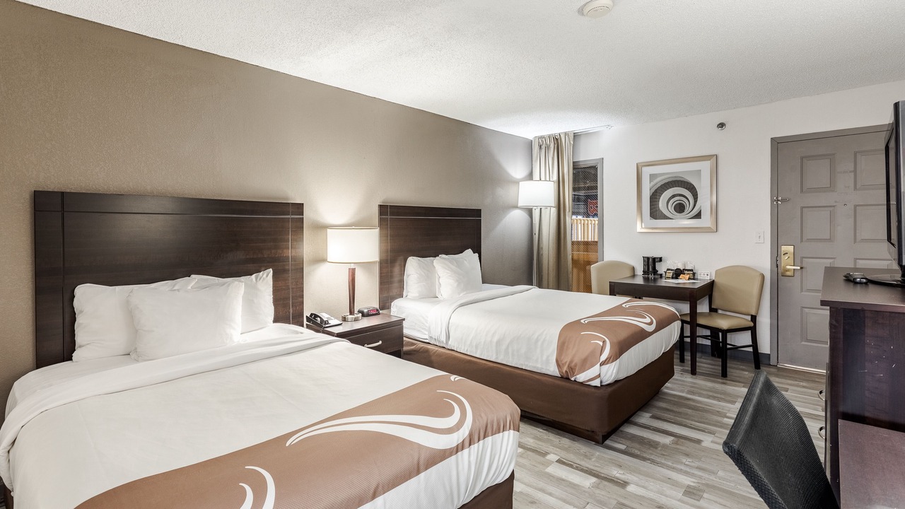 Photo of Bedroom in Lansing
