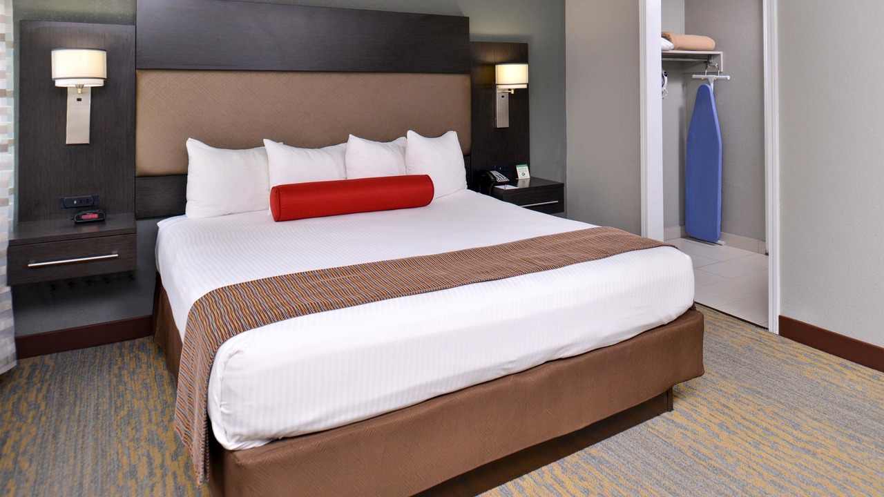 Photo of Bedroom in O'Hare