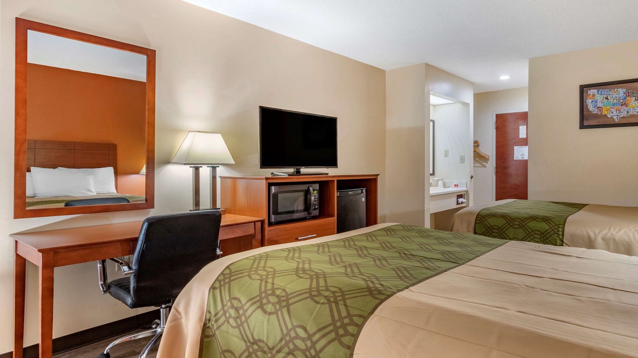 Photo of Bedroom in Russellville
