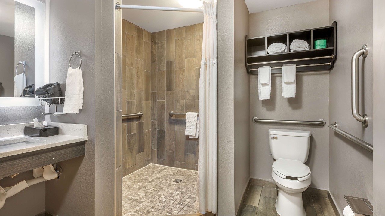 Photo of Bathroom in Valley Falls