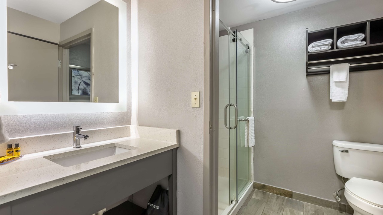 Photo of Bathroom in Valley Falls