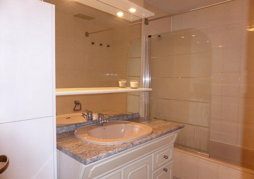 Photo of Others in Heston Central