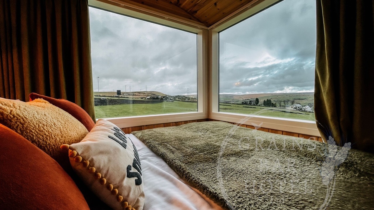 Photo of Others in Oldham