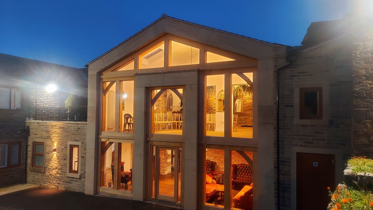 Photo of Outdoor in Oldham