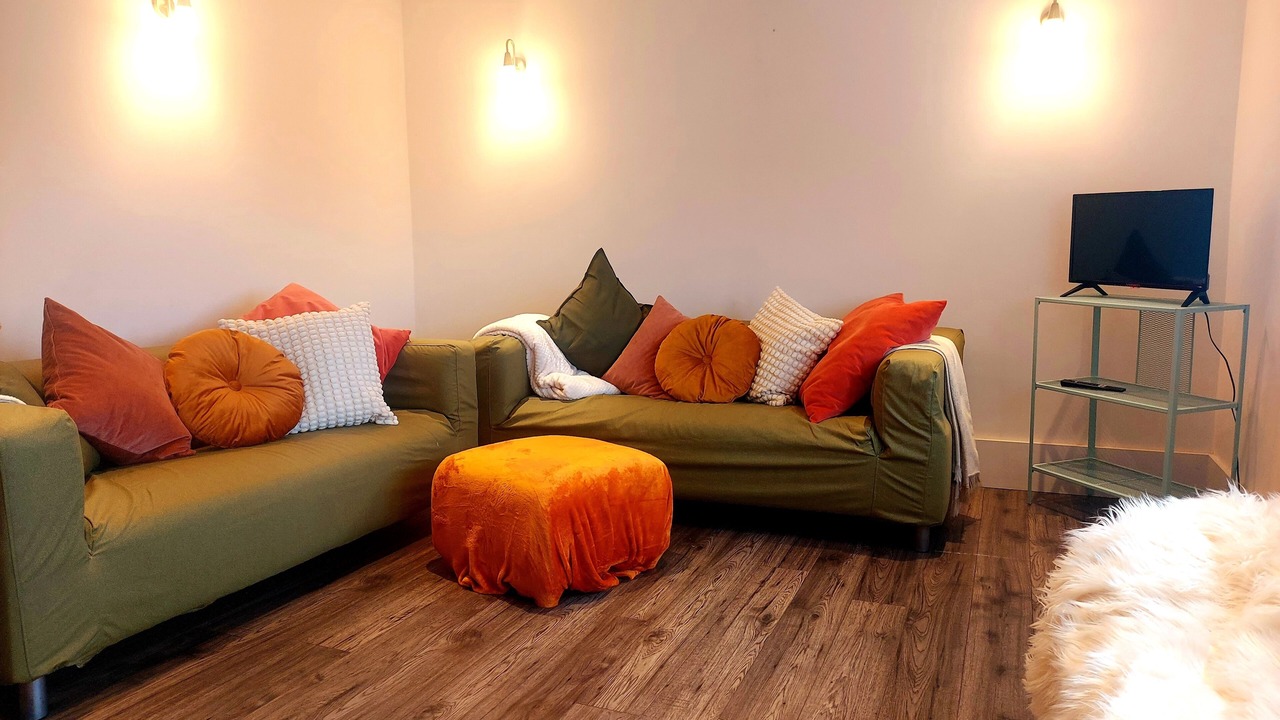 Photo of Others in Oldham