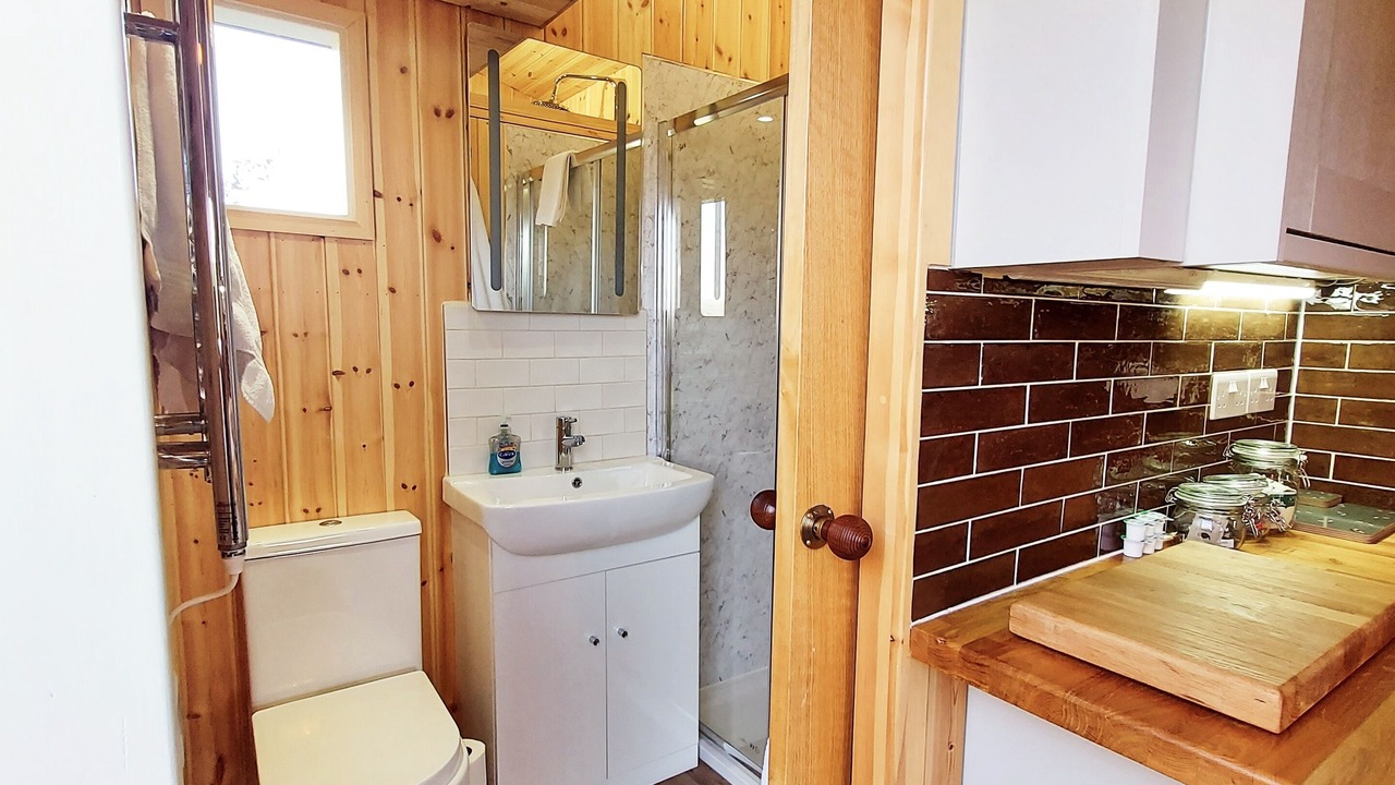 Photo of Others in Oldham