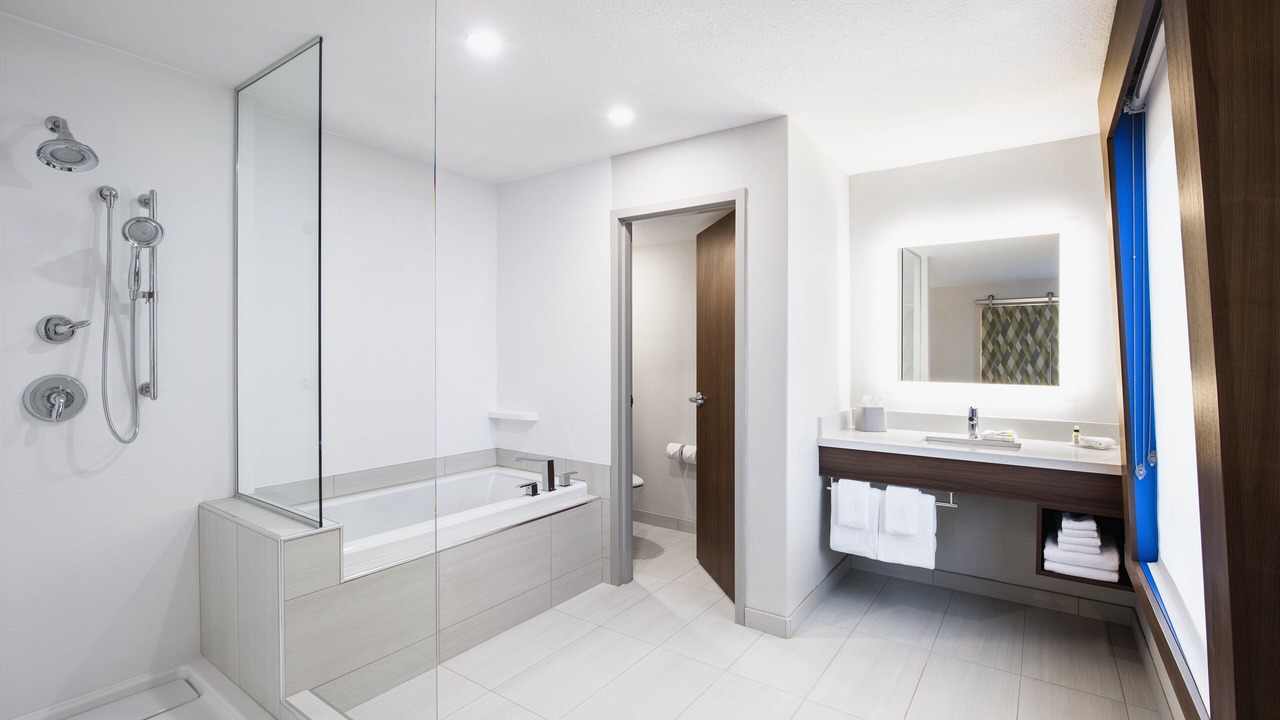 Photo of Bathroom in Saskatoon Downtown