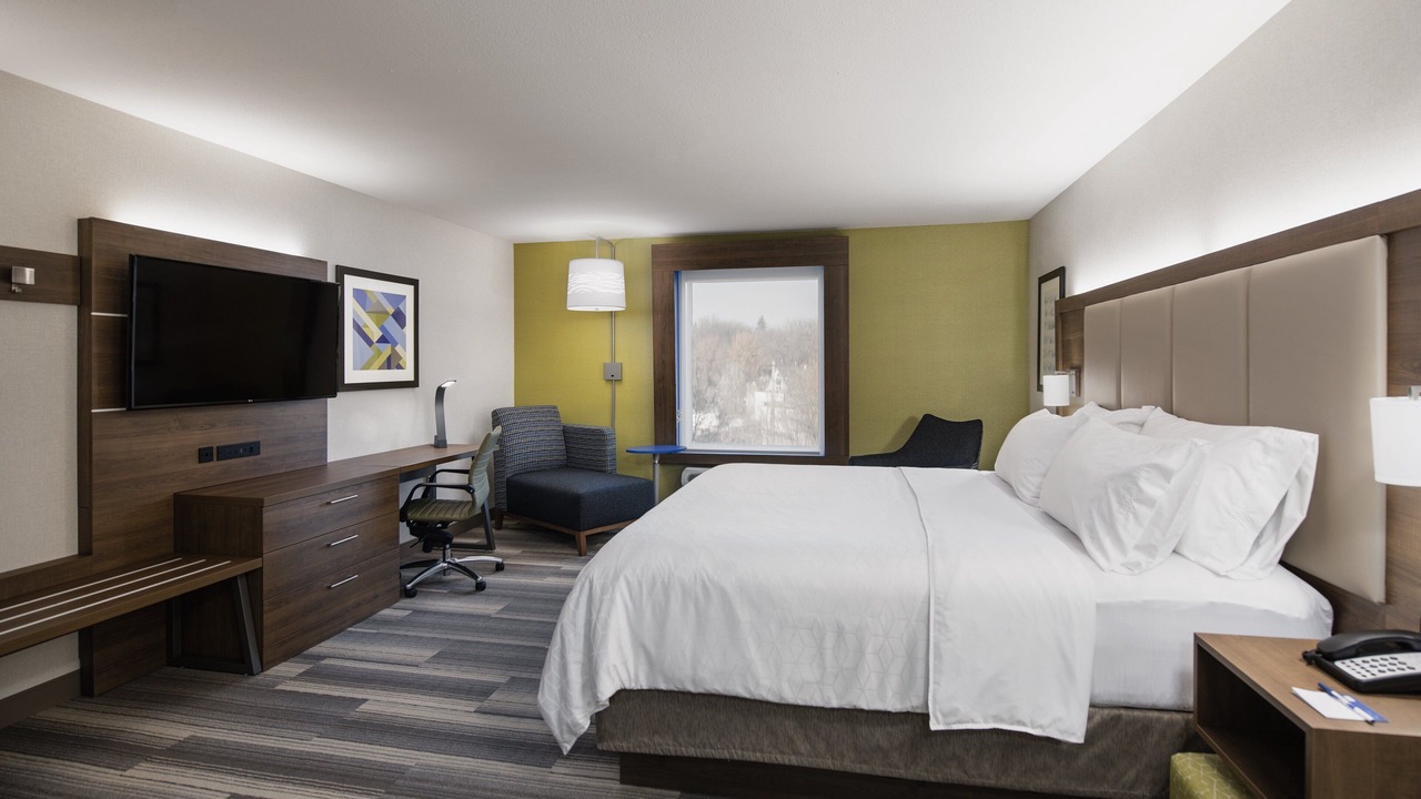 Photo of Bedroom in Saskatoon Downtown