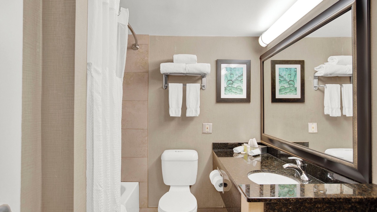 Photo of Bathroom in Thunder Bay