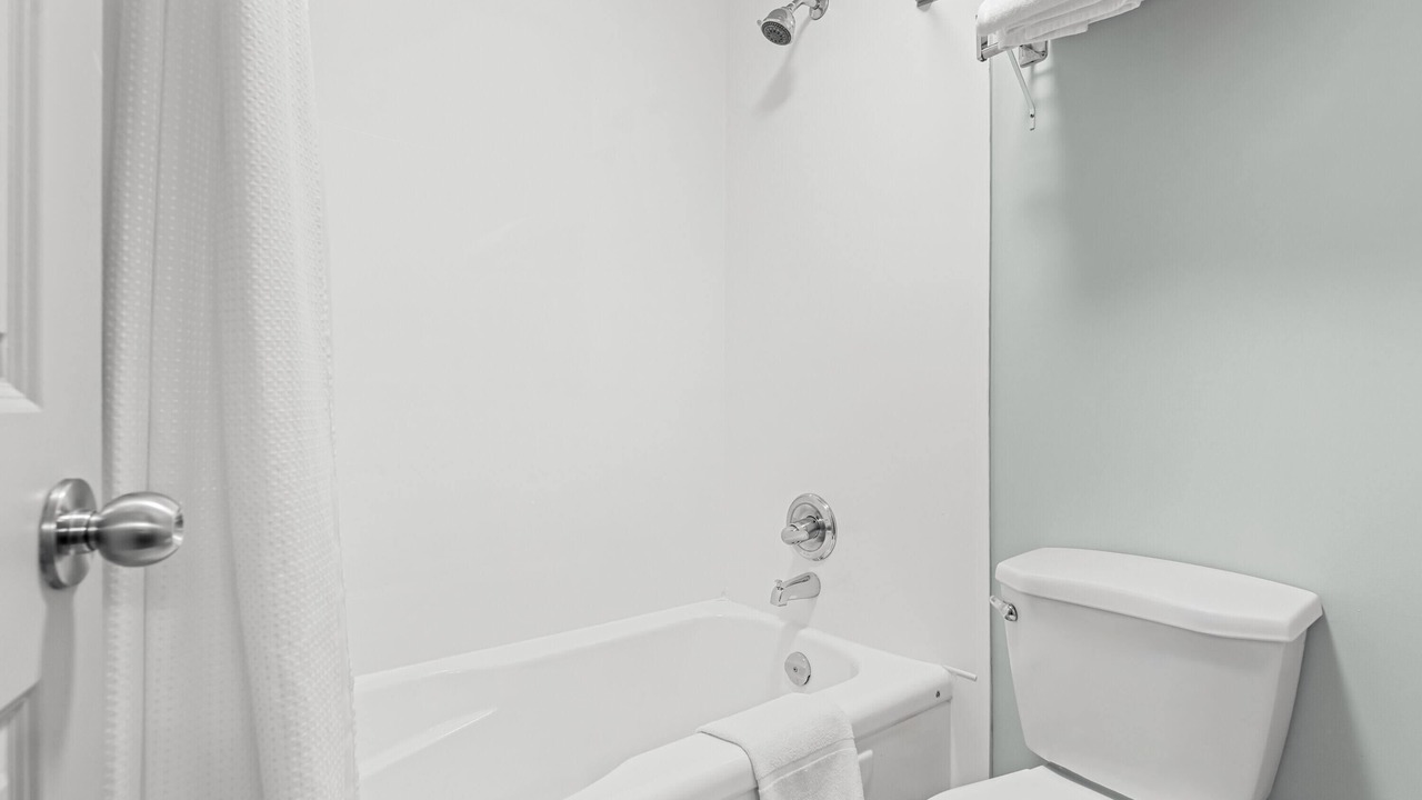 Photo of Bathroom in North Industrial