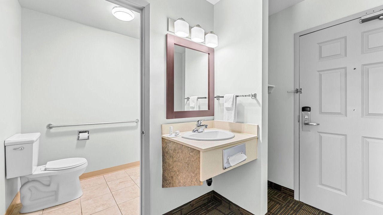 Photo of Bathroom in North Industrial