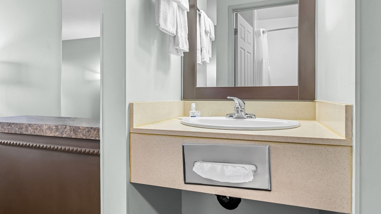 Photo of Bathroom in North Industrial