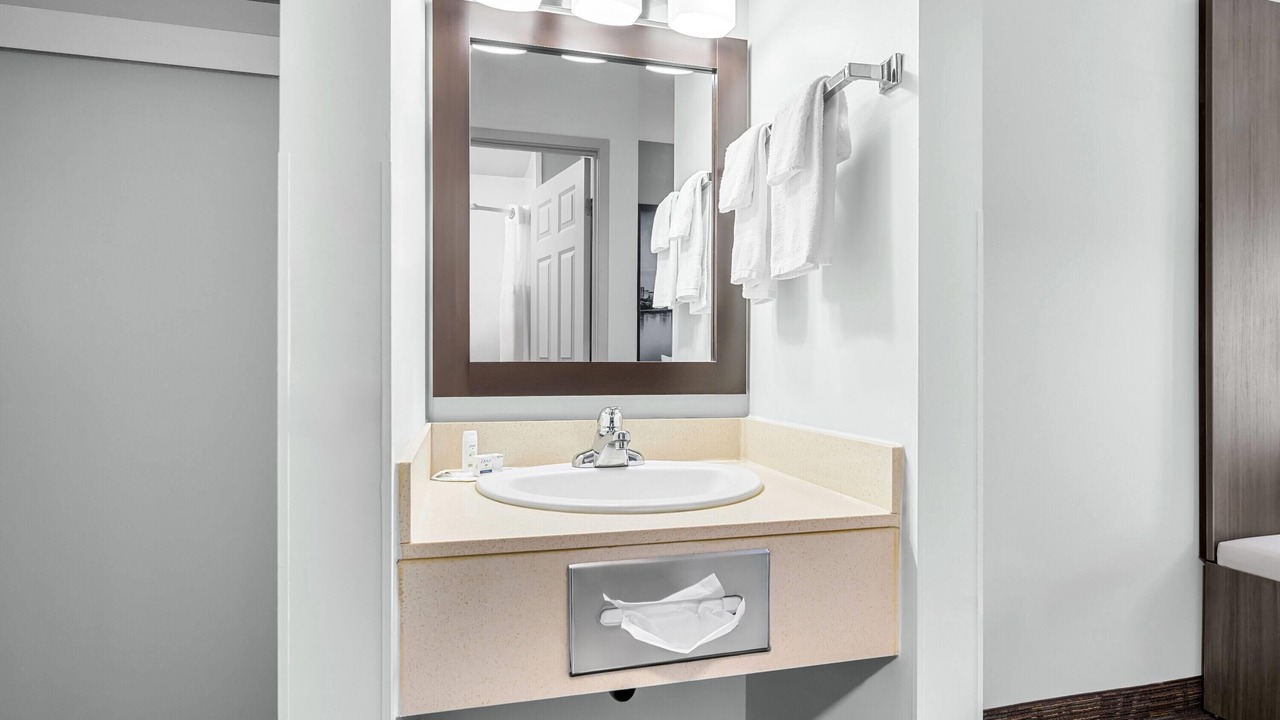 Photo of Bathroom in North Industrial