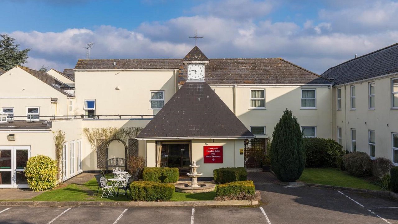 Photo of Outdoor in Cheltenham