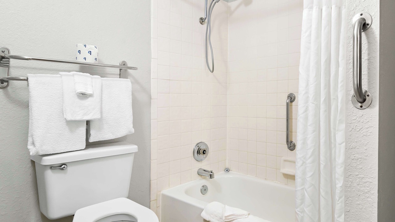 Photo of Bathroom in Joplin