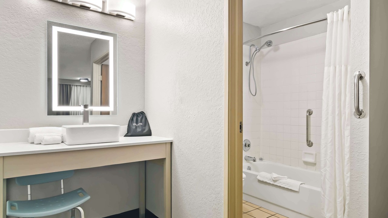 Photo of Bedroom in Joplin