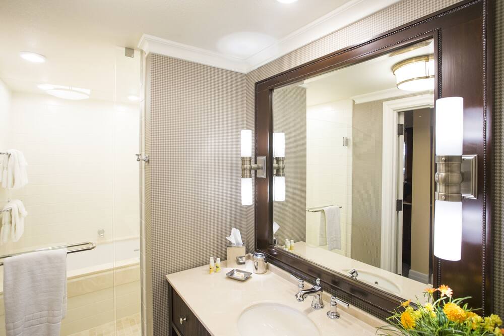 Photo of Bathroom in Stillwater