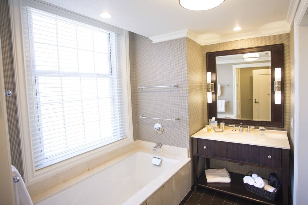 Photo of Bathroom in Stillwater