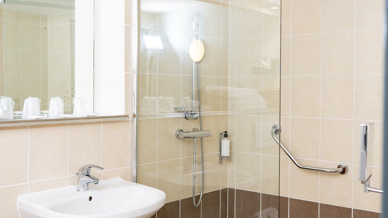 Photo of Bathroom in Gruissan