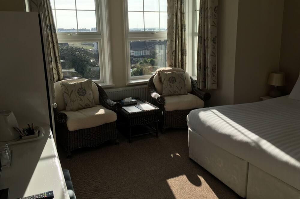Photo of Bedroom in Bude