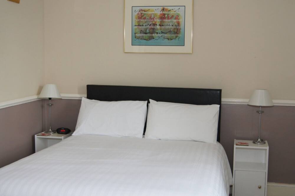 Photo of Bedroom in Bude
