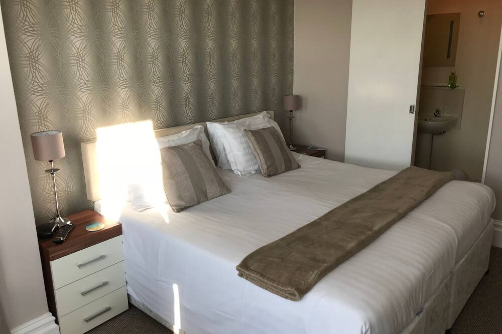 Photo of Bedroom in Bude