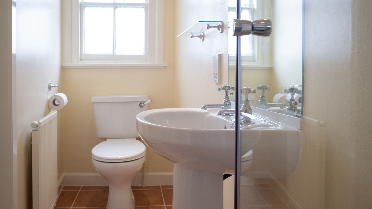 Photo of Bathroom in Kirkcudbright