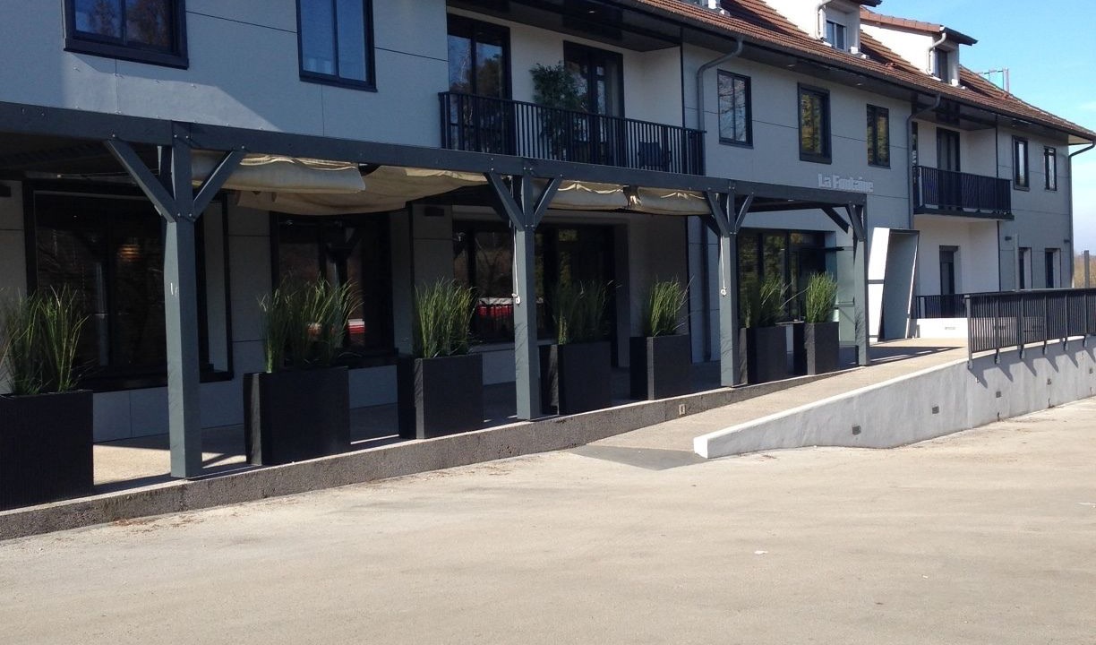 Photo of Outdoor in Mantry