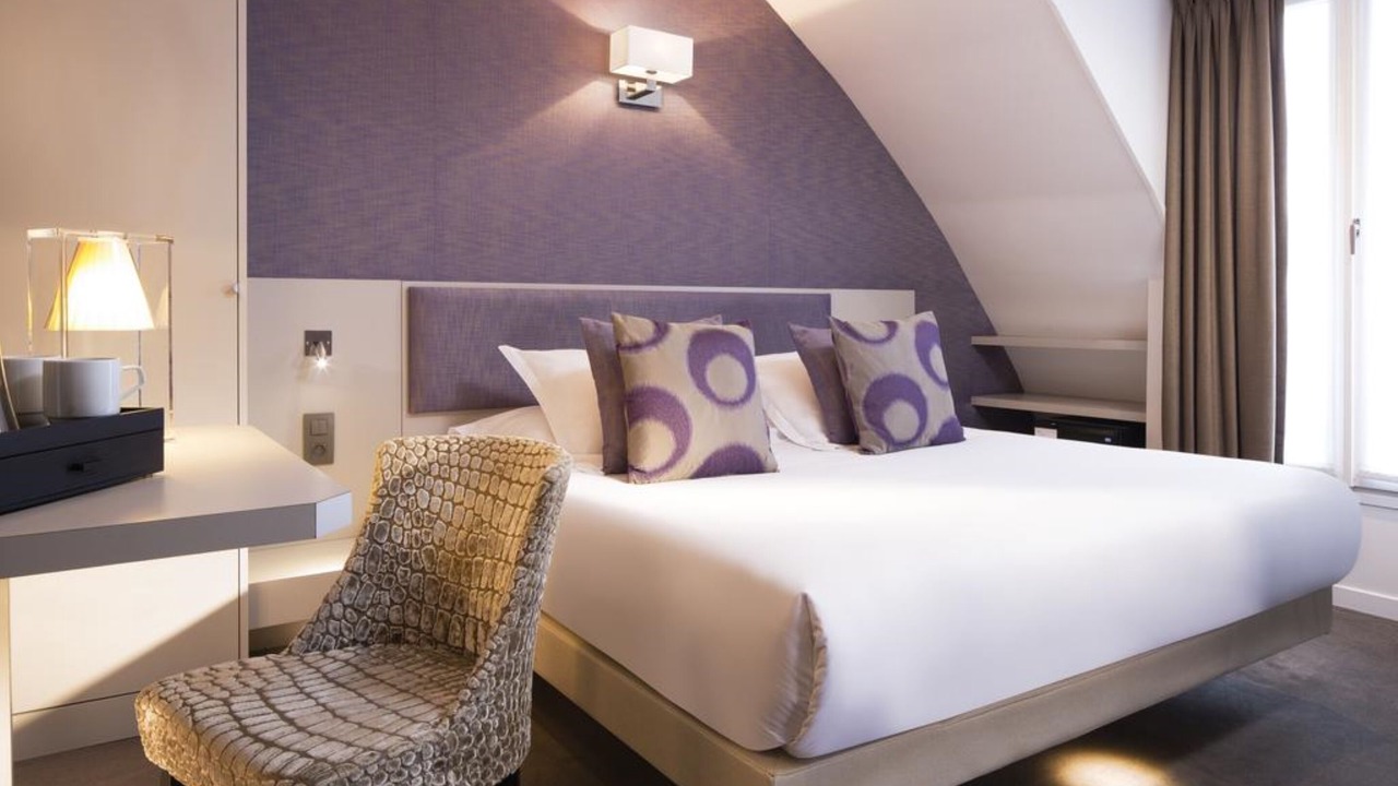 Photo of Bedroom in 3rd Arrondissement